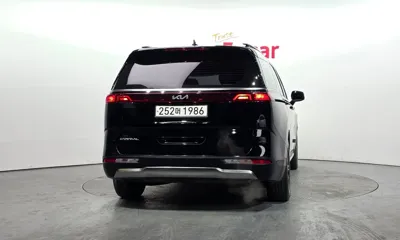 Kia Canival 2023, 91791 км, за 15526.92 USD