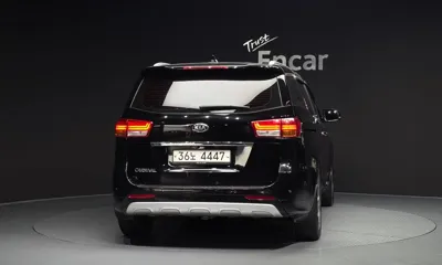 Kia Canival 2018, 171572 км, за 7735.81 USD