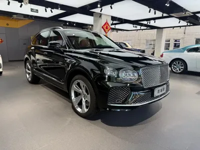 Bentley Bentayga 2021, 9000 км, за 308398.6 USD