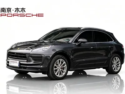 Porsche Macan · 2022 год