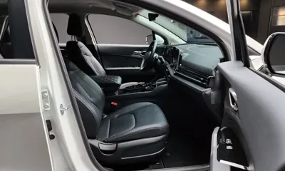 Kia Sportage 2023, 18257 км, за 21523.16 USD - фото 10