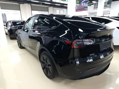 Tesla Model Y 2023, 74100 км, за 23859.28 USD