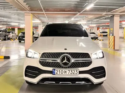 Mercedes-Benz GLE-Class 2023, 23000 км, за 49046.02 USD