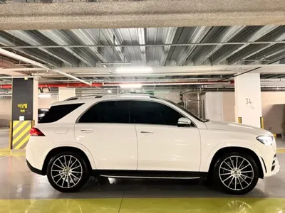 Mercedes-Benz GLE-Class 2023, 23000 км, за 49046.02 USD