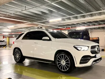 Mercedes-Benz GLE-Class 2023, 23000 км, за 49046.02 USD