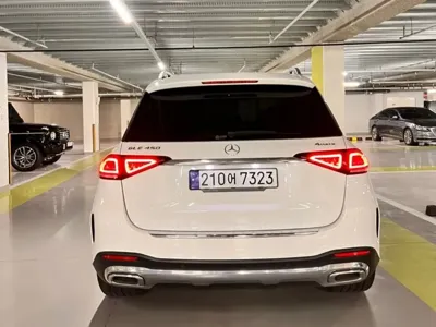 Mercedes-Benz GLE-Class 2023, 23000 км, за 49046.02 USD