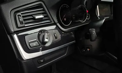 BMW 5-Series 2015, 64793 км, за 8787.58 USD - фото 16
