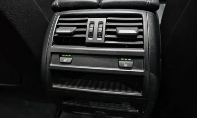 BMW 5-Series 2015, 64793 км, за 8787.58 USD - фото 19