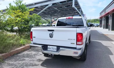 Dodge Ram Pick Up 2015, 73927 км, за 19364.58 USD