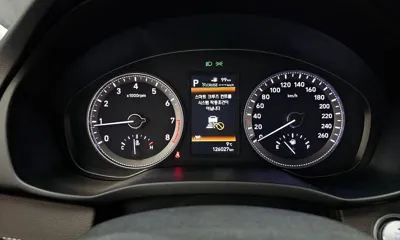 Hyundai Grandeur 2019, 126027 км, за 8919.72 USD - фото 8