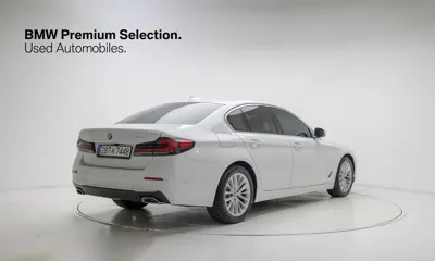 BMW 5-Series 2022, 47700 км, за 21662.07 USD