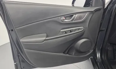 Hyundai Kona 2021, 74821 км, за 15536.63 USD - фото 24
