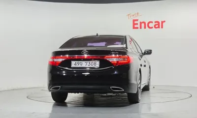 Hyundai Grandeur 2012, 49138 км, за 3581.43 USD