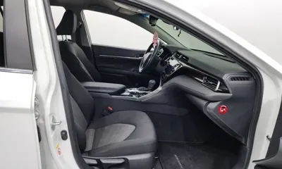 Toyota Camry 2019, 135602 км, за 12487.61 USD - фото 11