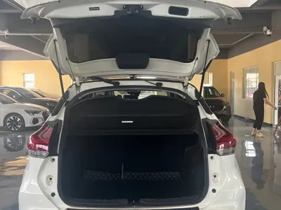 Nissan Kicks 2022, 31000 км, за 12820.35 USD - фото 8