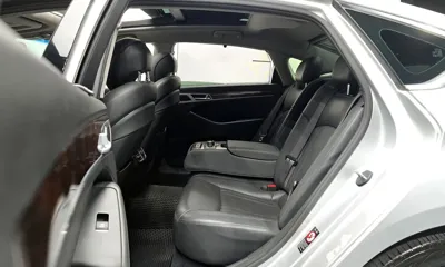 Hyundai Genesis 2015, 153001 км, за 6240.14 USD - фото 12