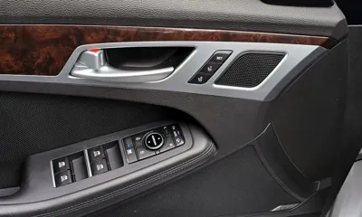 Hyundai Genesis 2015, 153001 км, за 6240.14 USD - фото 18