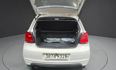 Volkswagen Polo 2014, 64621 км, за 3900.66 USD - фото 20