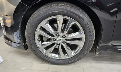 Kia Canival 2017, 192546 км, за 9058.68 USD