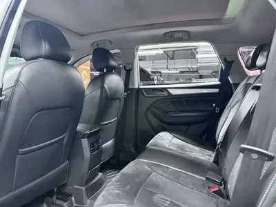 Roewe RX5 New Energy 2018, 80000 км, за 3840.42 USD