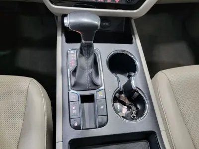 Kia Canival 2019, 70000 км, за 8060.84 USD - фото 9