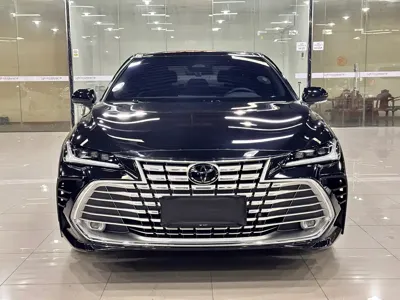 Toyota Avalon 2025, 25000 км, за 17677.59 USD