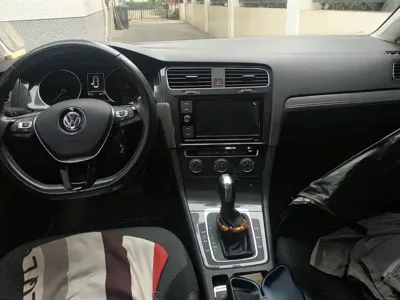 Volkswagen Golf 2019, 29400 км, за 8251.18 USD - фото 12