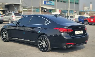 Hyundai Genesis 2016, 178463 км, за 7333.99 USD