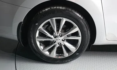 Kia Canival 2019, 79744 км, за 8205.33 USD