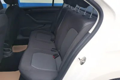 Volkswagen Jetta 2015, 104400 км, за 5131 USD - фото 20
