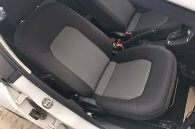 Volkswagen Jetta 2015, 104400 км, за 5131 USD - фото 23