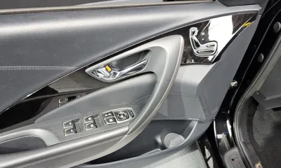 Hyundai Grandeur 2015, 165130 км, за 4466.63 USD - фото 19