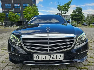Mercedes-Benz E-Class · 2018 год