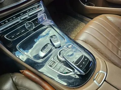 Mercedes-Benz E-Class 2018, 211161 км, за 9706.85 USD - фото 19