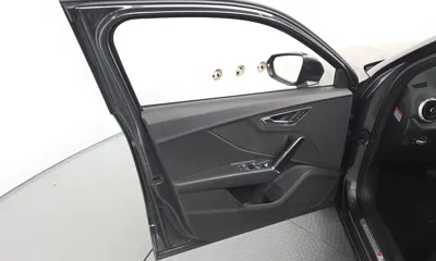 Audi Q2 2023, 6562 км, за 23127.05 USD - фото 24