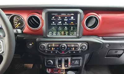 Jeep Wrangler 2023, 10770 км, за 34813.44 USD - фото 14