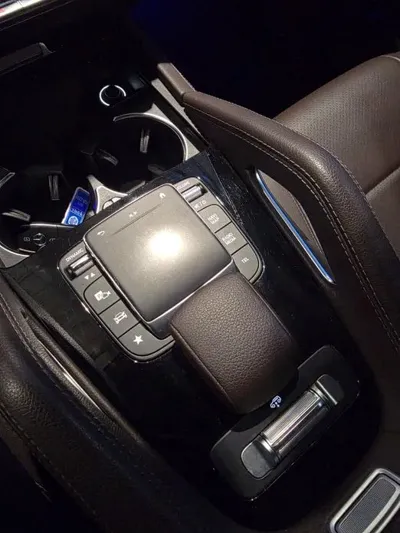 Mercedes-Benz GLE-Class 2019, 130000 км, за 29539.19 USD - фото 10