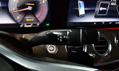 Mercedes-Benz E-Class 2019, 77663 км, за 17657.87 USD - фото 9