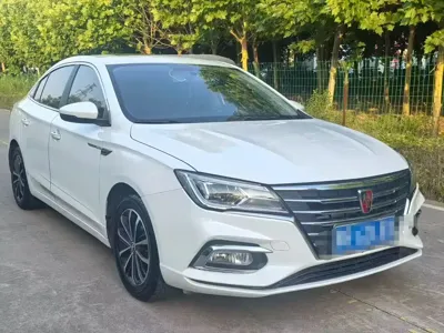 Roewe i5 2021, 80000 км, за 3801.44 USD