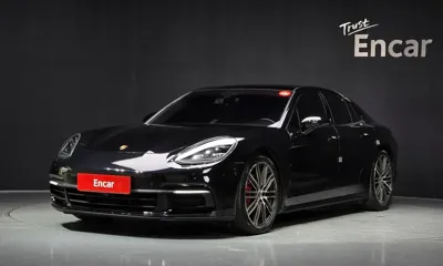 Porsche Panamera · 2018 год