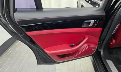 Porsche Panamera 2018, 80625 км, за 39319.94 USD - фото 25