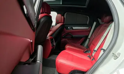Porsche Cayenne 2023, 31587 км, за 73436.65 USD - фото 12