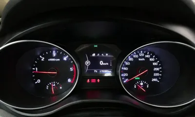 Kia Canival 2015, 170380 км, за 3997.64 USD - фото 8