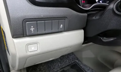 Kia Canival 2015, 170380 км, за 3997.64 USD - фото 14