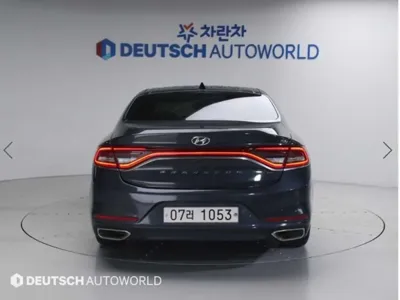 Hyundai Grandeur 2017, 94029 км, за 7804.91 USD