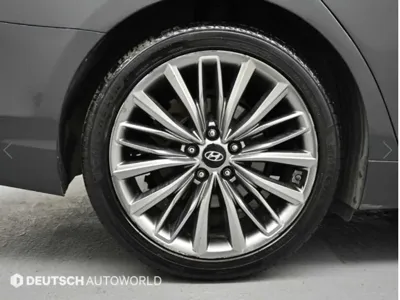 Hyundai Grandeur 2017, 94029 км, за 7804.91 USD