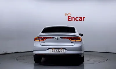 Renault-KoreaSamsung SM6 2016, 102643 км, за 4834.43 USD