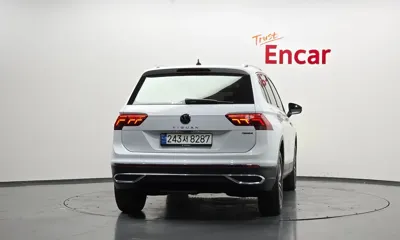 Volkswagen Tiguan 2022, 124709 км, за 23028.9 USD