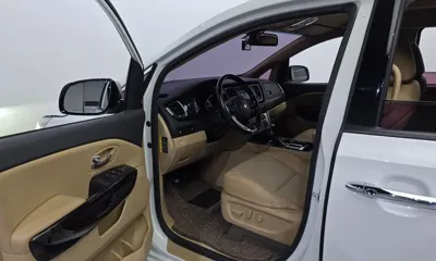 Kia Canival 2019, 132119 км, за 8526.98 USD - фото 10