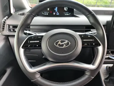 Hyundai Staria 2023, 99860 км, за 14375.74 USD - фото 10